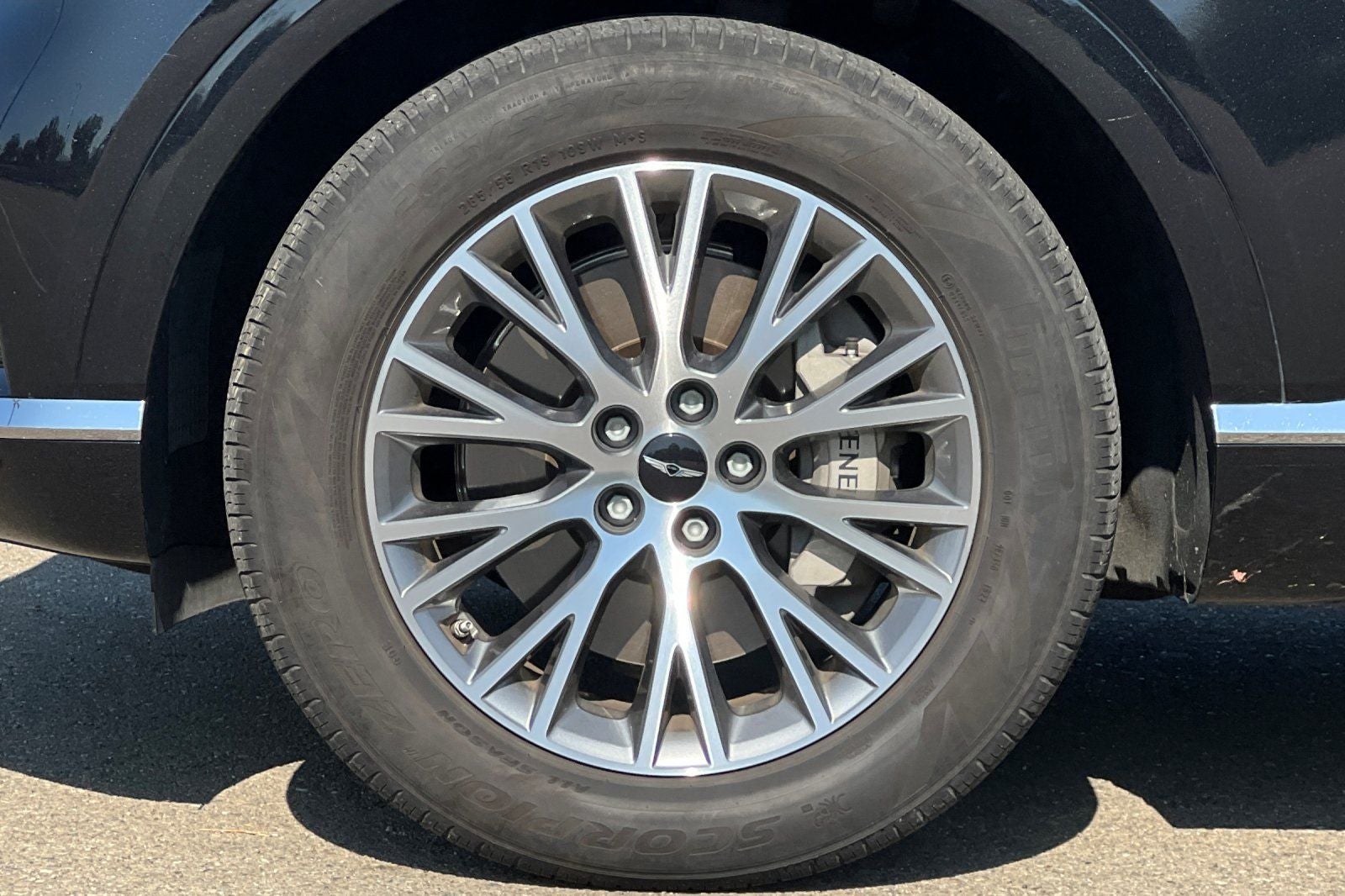 2025 Genesis GV80 2.5T