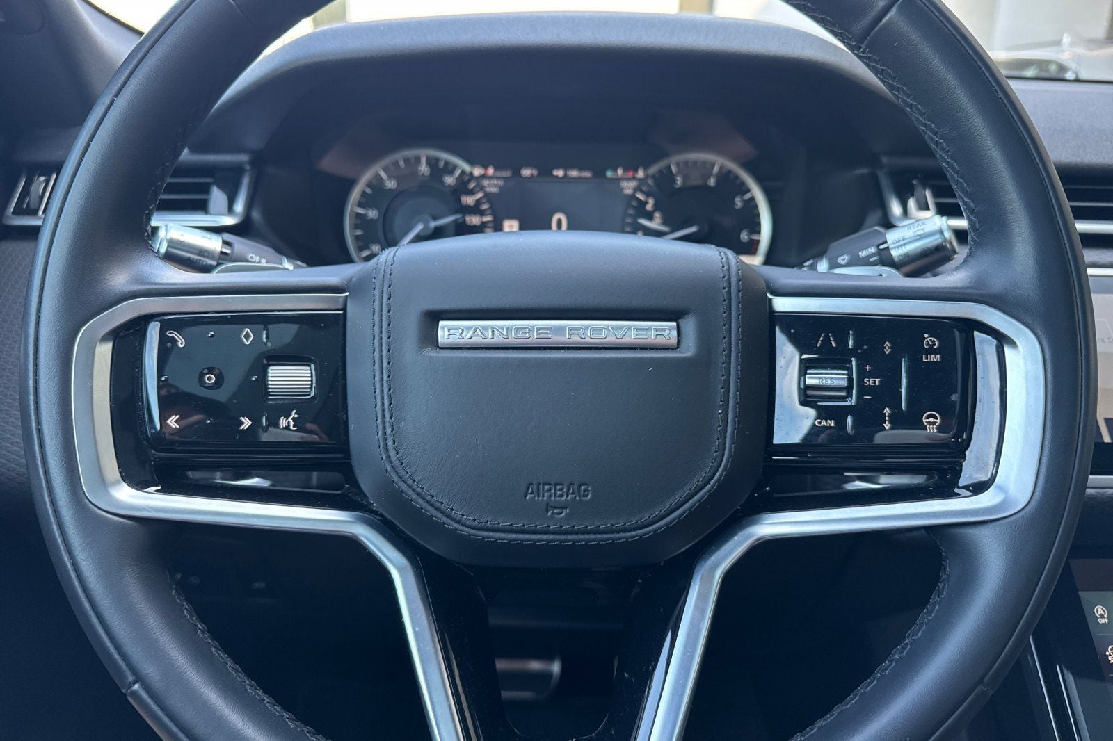 2022 Land Rover Range Rover Velar P250 R-Dynamic S