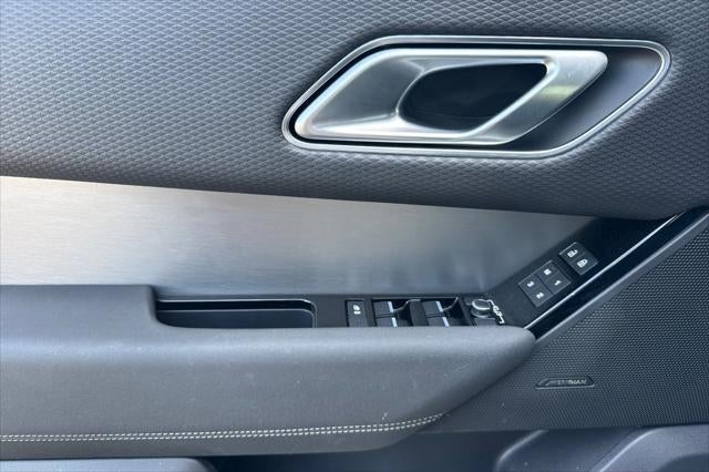 2022 Land Rover Range Rover Velar P250 R-Dynamic S