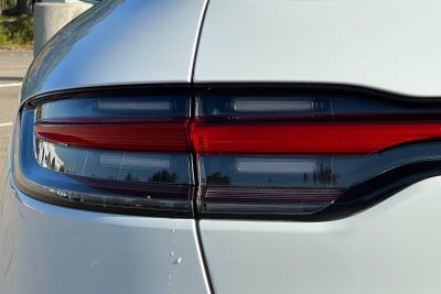2024 Porsche Macan T