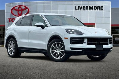 2024 Porsche Cayenne Base