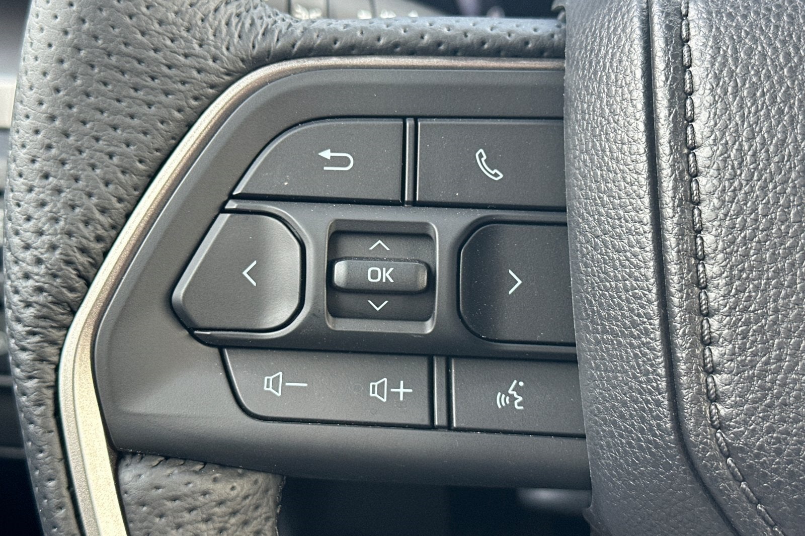 2025 Toyota Tacoma i-FORCE MAX Tacoma TRD Off-Road