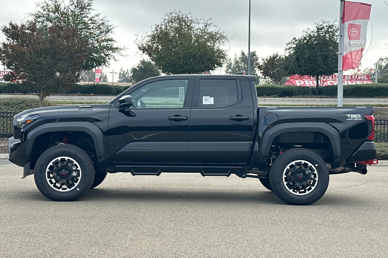 2025 Toyota Tacoma i-FORCE MAX Tacoma TRD Off-Road