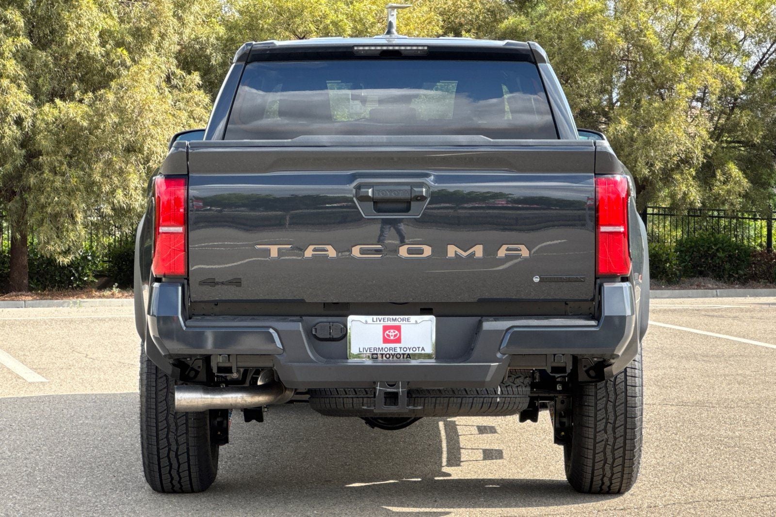 2026 Toyota Tacoma i-FORCE MAX Tacoma TRD Off-Road