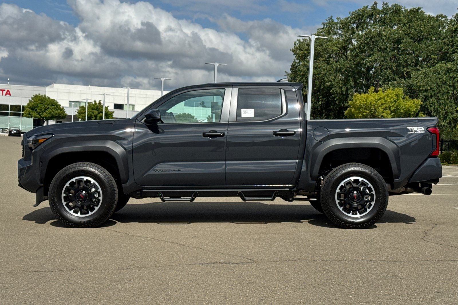 2026 Toyota Tacoma i-FORCE MAX Tacoma TRD Off-Road