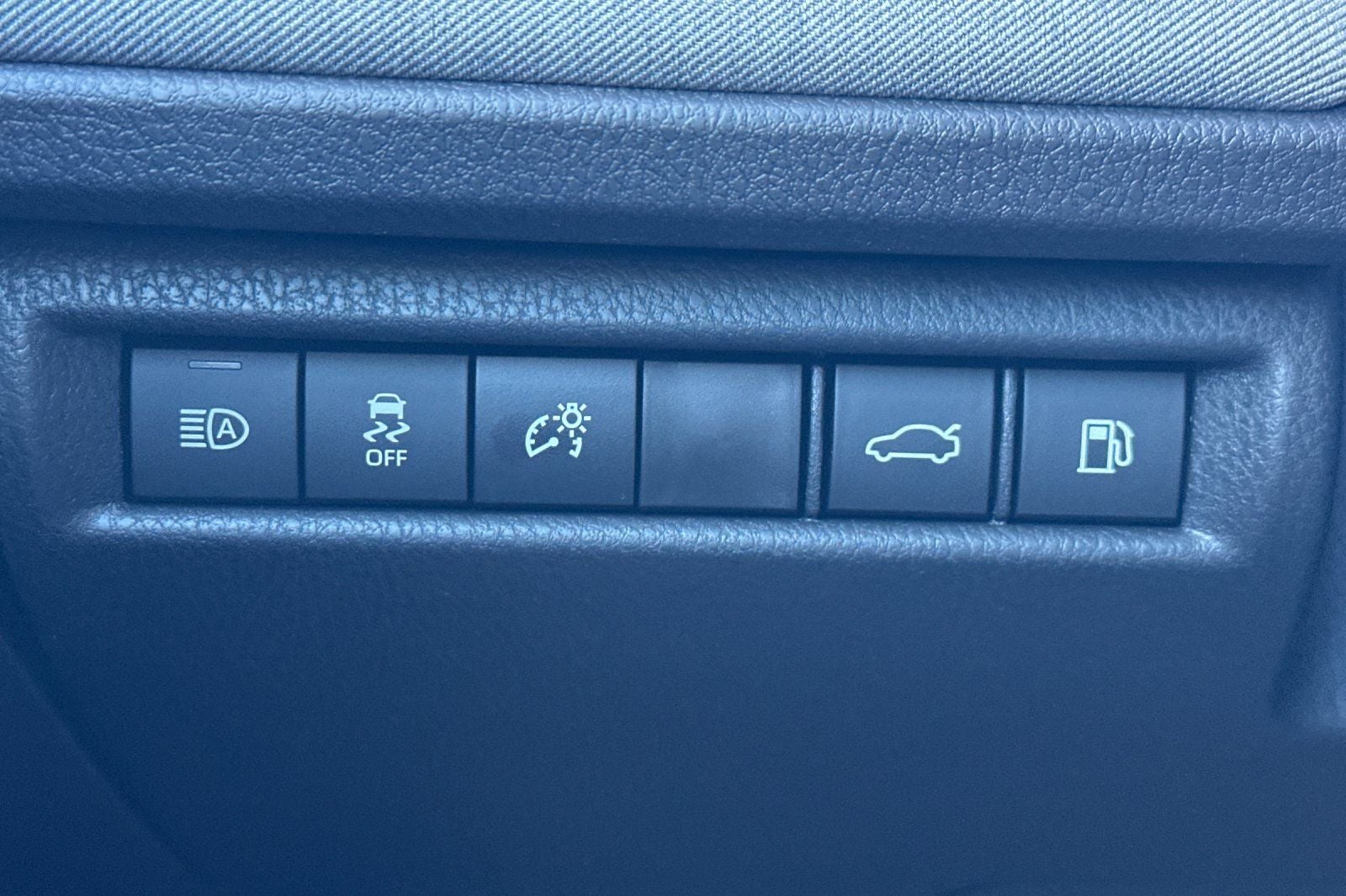 2026 Toyota Camry LE AWD