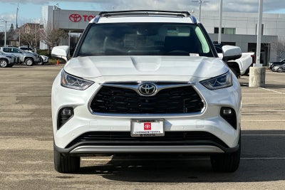 2026 Toyota Highlander Platinum