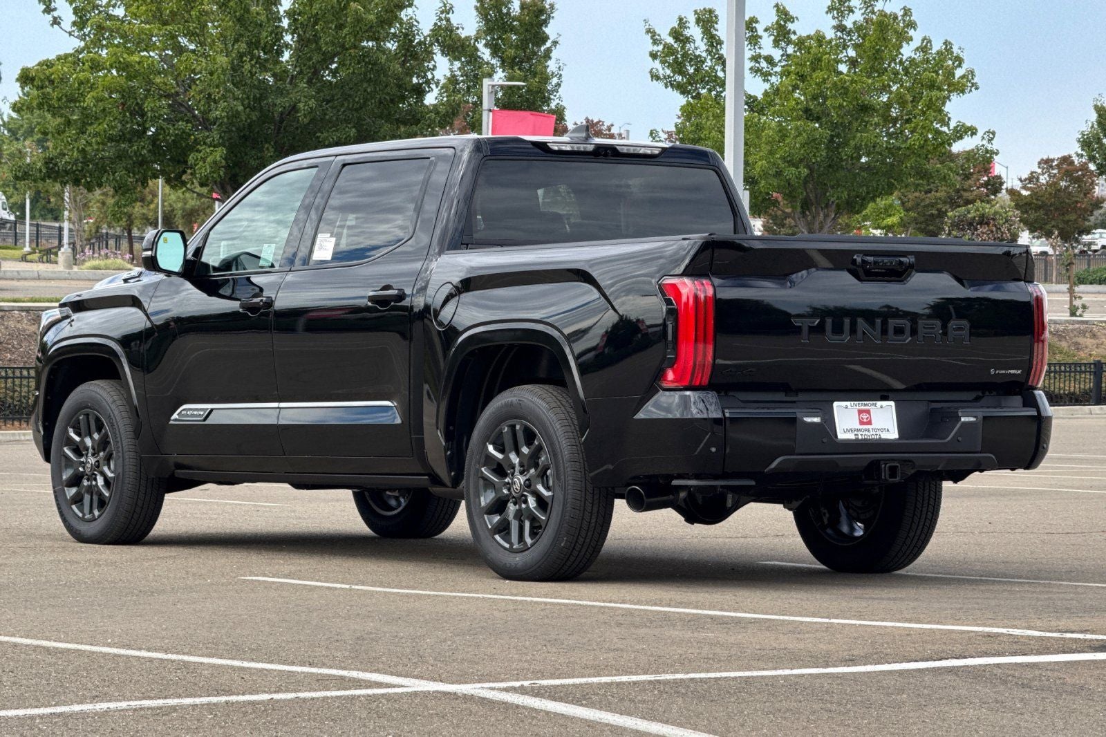 2026 Toyota Tundra i-FORCE MAX Tundra Platinum