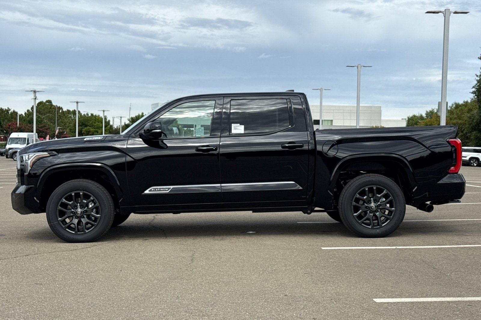 2026 Toyota Tundra i-FORCE MAX Tundra Platinum