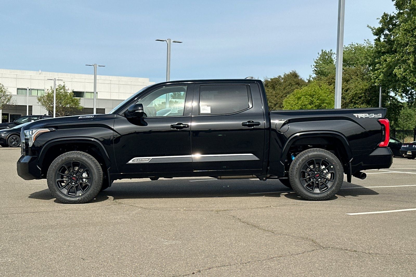 2026 Toyota Tundra i-FORCE MAX Tundra Platinum