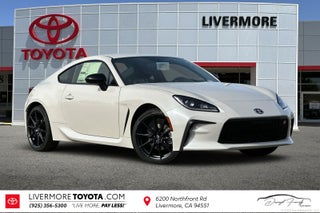 2026 Toyota GR86 Premium AT