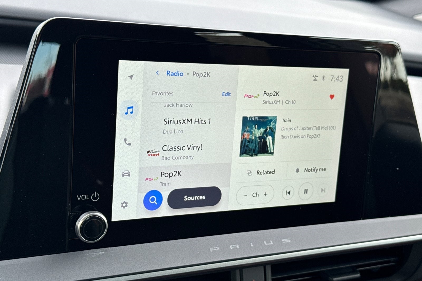2026 Toyota Prius Plug-in Hybrid SE