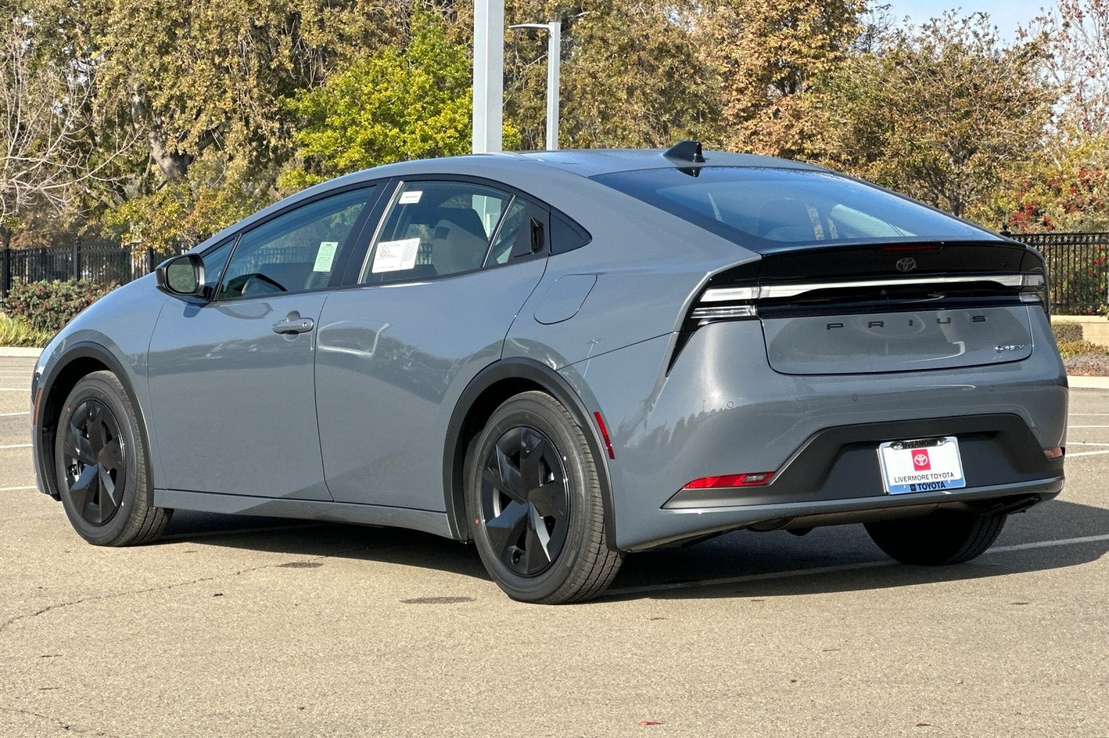 2026 Toyota Prius Plug-in Hybrid SE