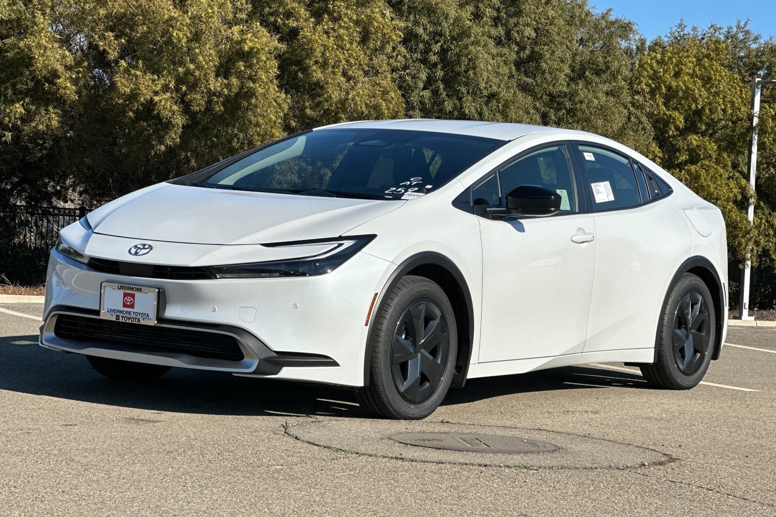 2026 Toyota Prius Plug-in Hybrid SE