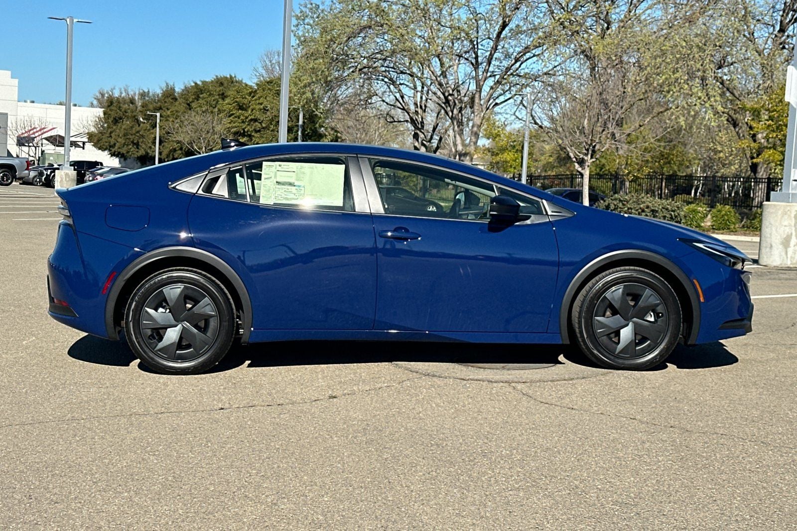 2026 Toyota Prius Plug-in Hybrid SE