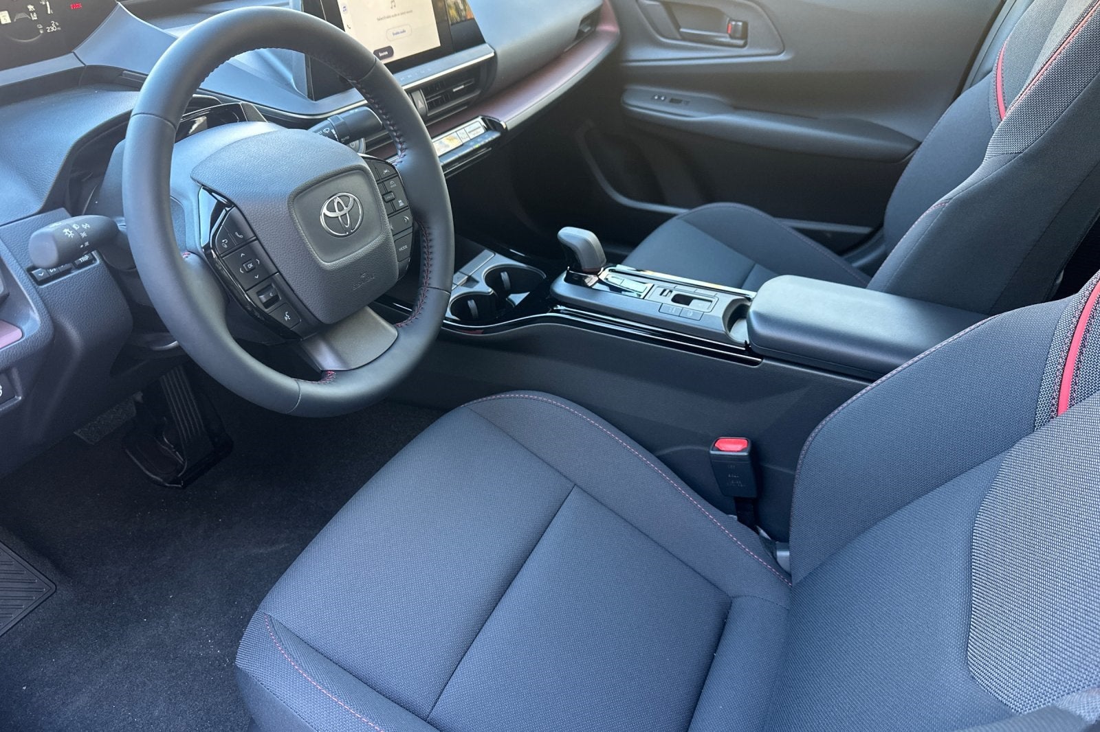 2026 Toyota Prius Plug-in Hybrid SE