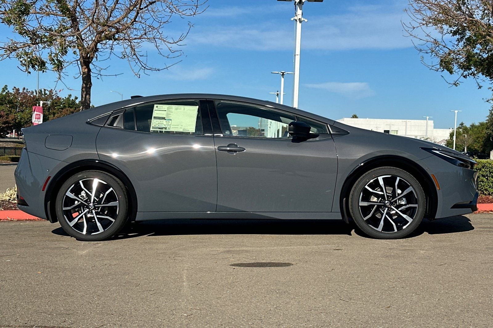 2027 Toyota Prius Plug-in Hybrid XSE Premium