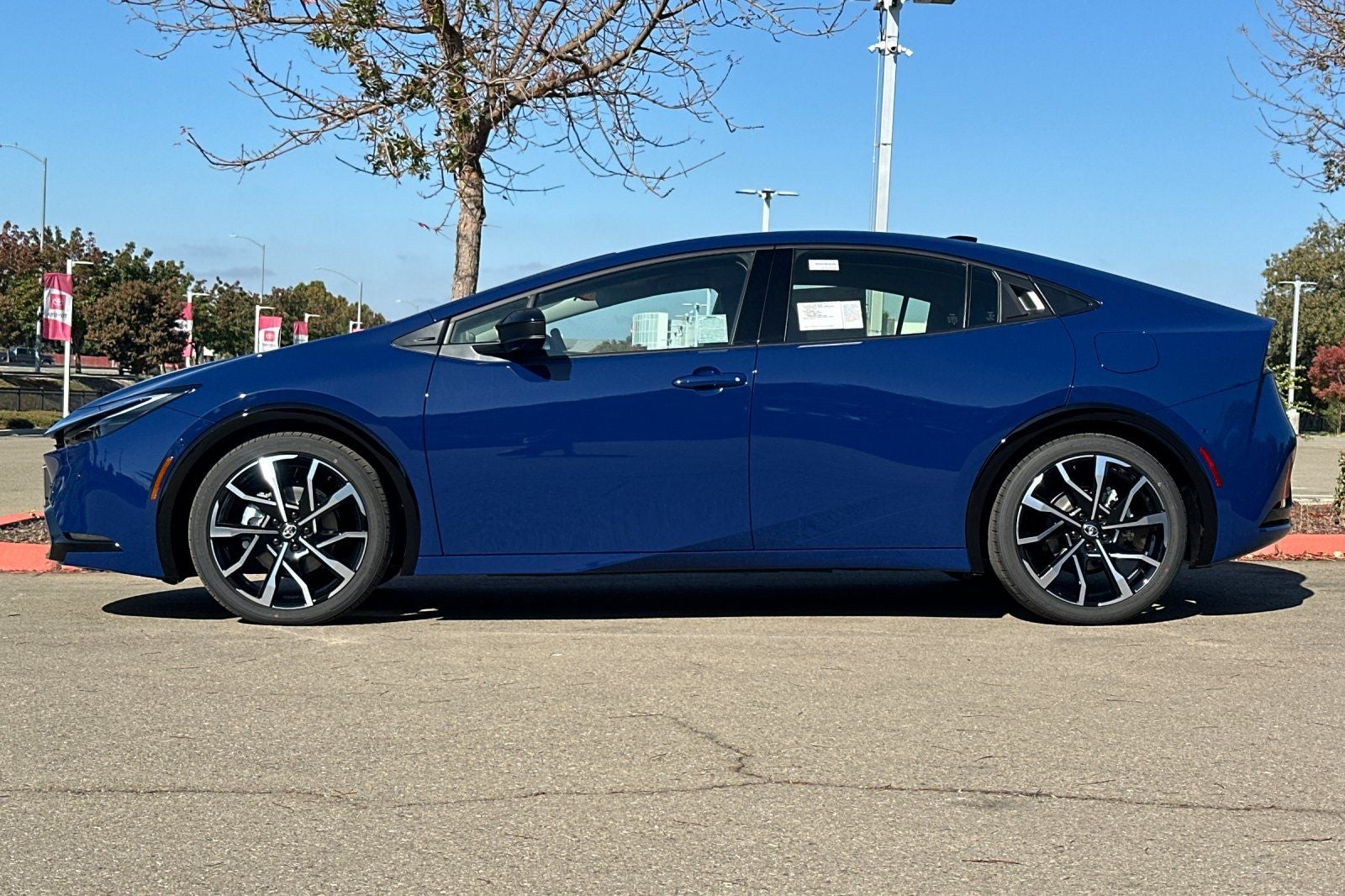2027 Toyota Prius Plug-in Hybrid XSE Premium