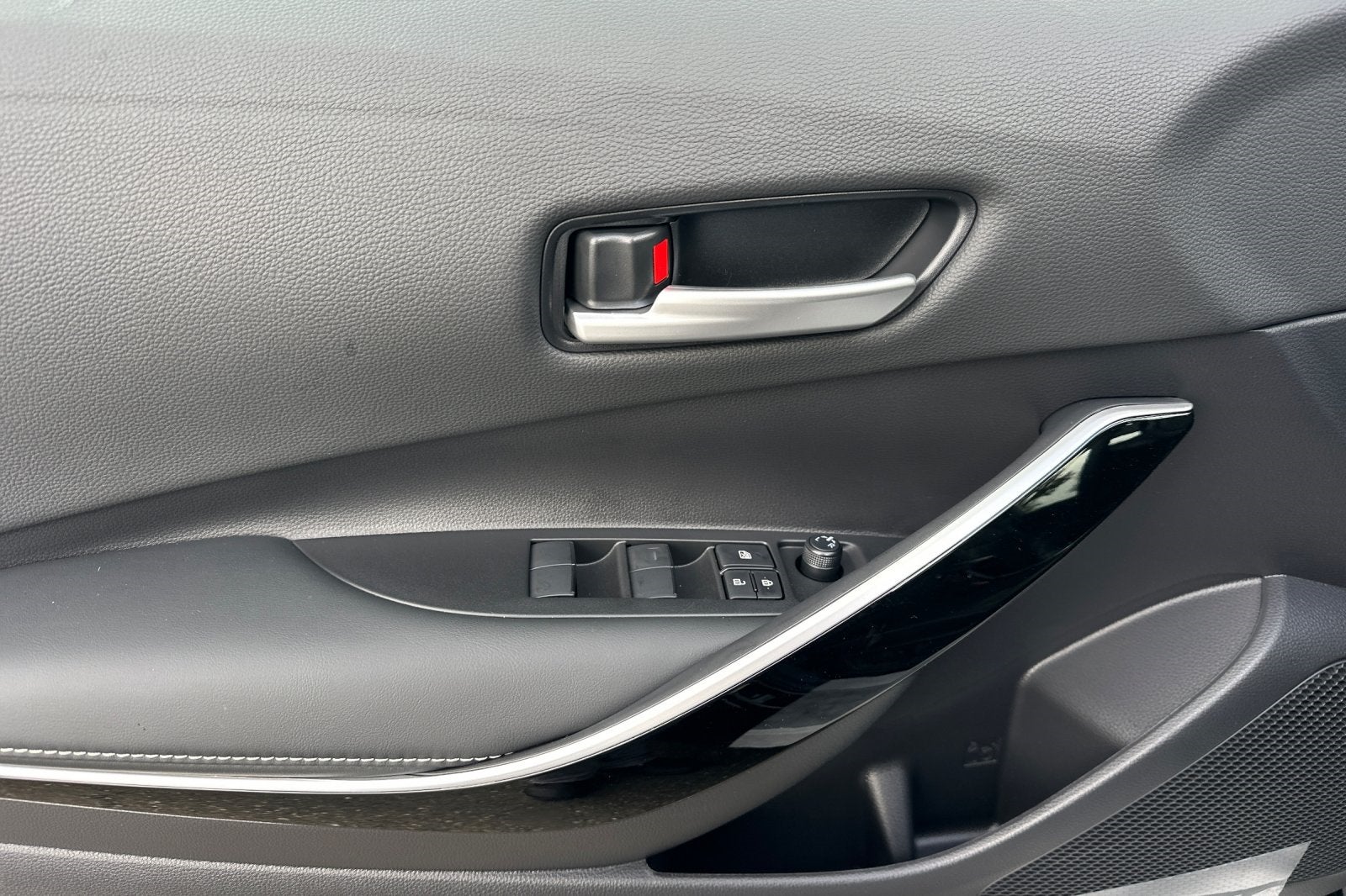 2026 Toyota Corolla Hybrid XLE