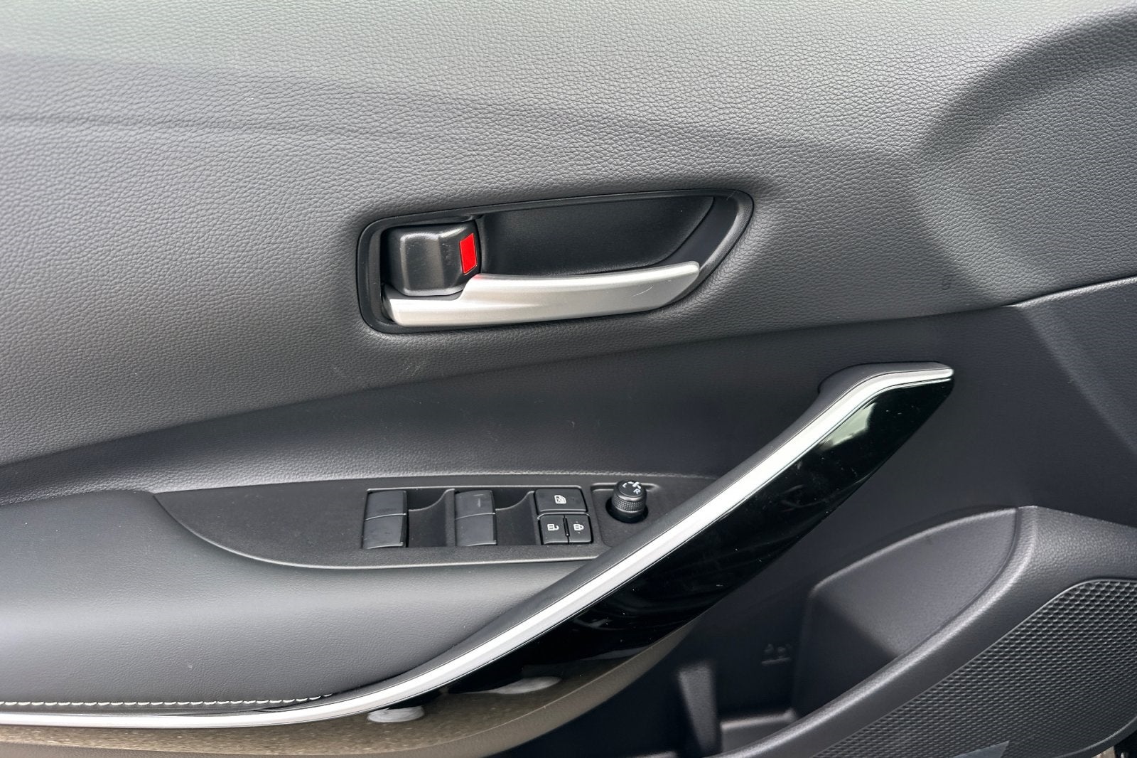 2026 Toyota Corolla Hybrid XLE