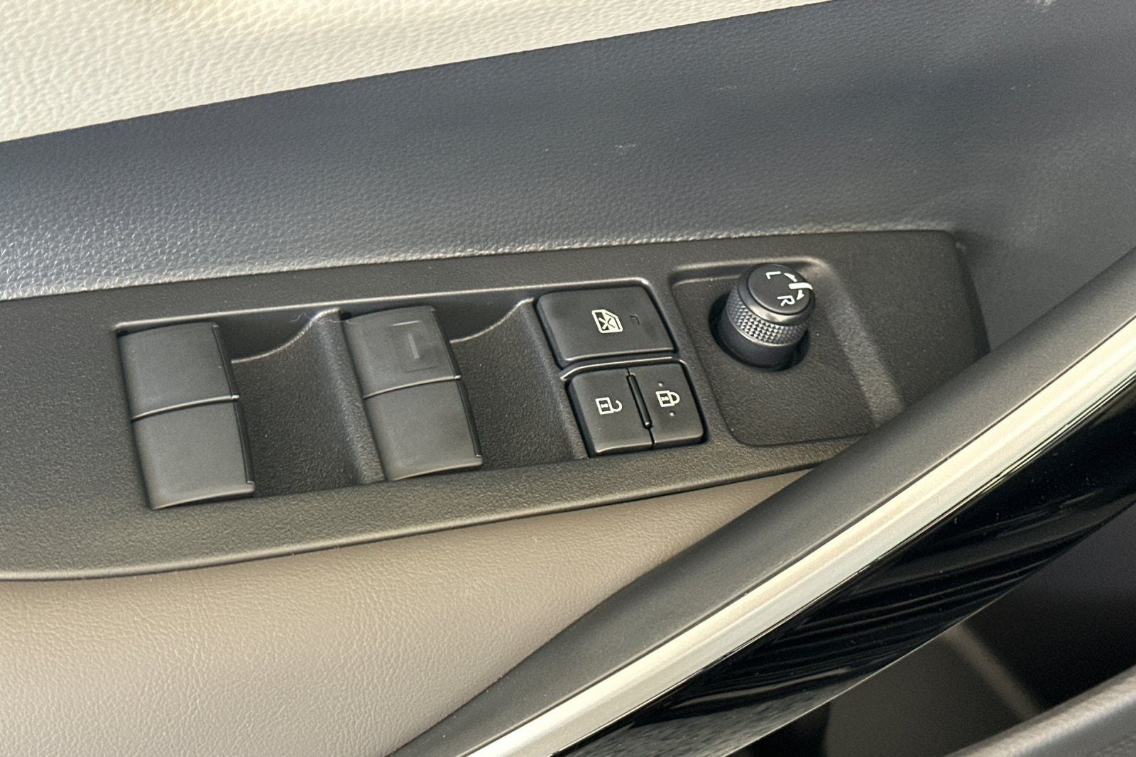 2026 Toyota Corolla Hybrid XLE