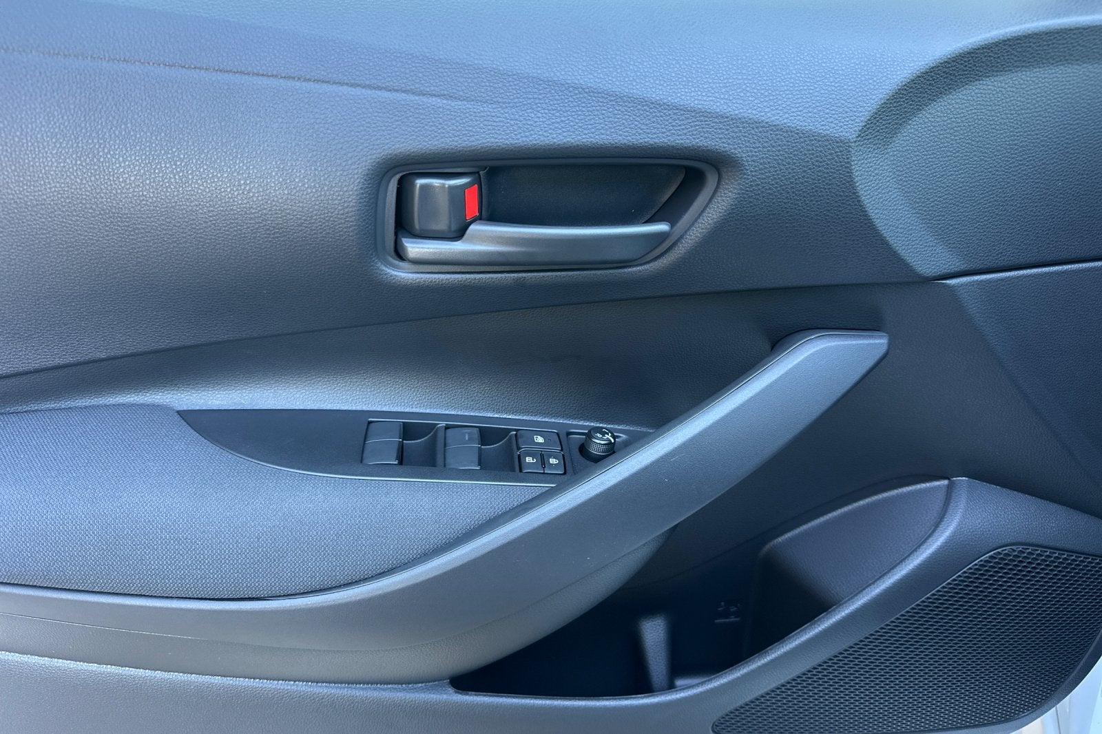 2027 Toyota Corolla Hybrid LE