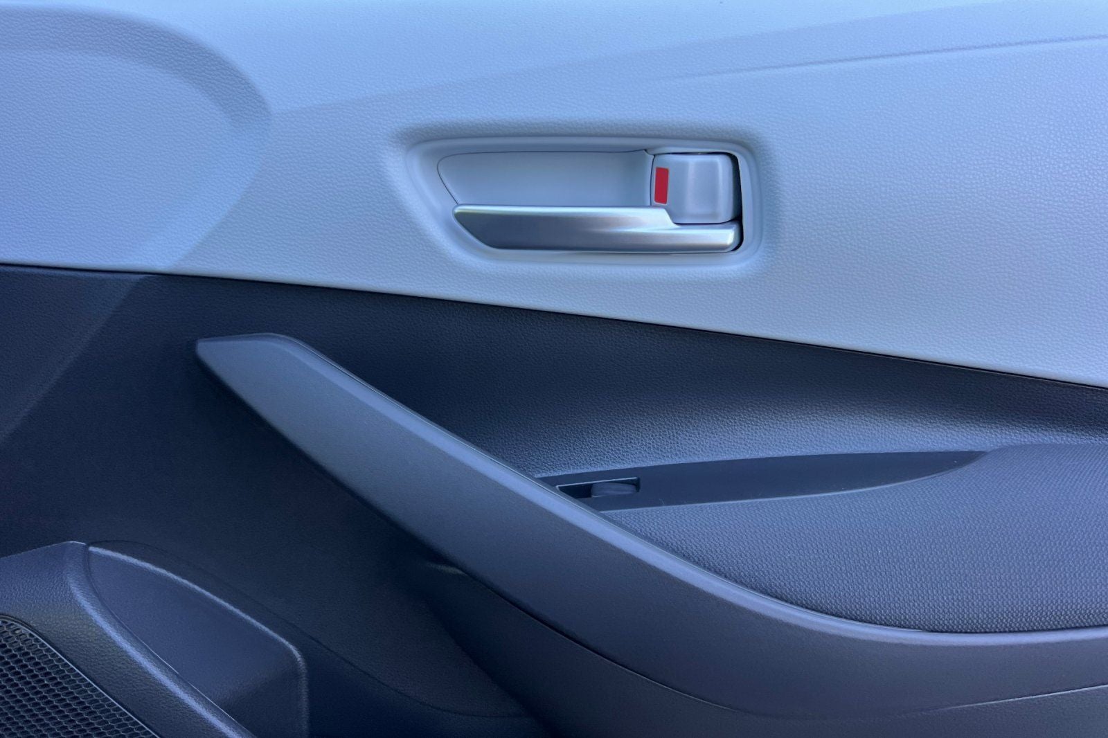 2026 Toyota Corolla SE - Photo 19