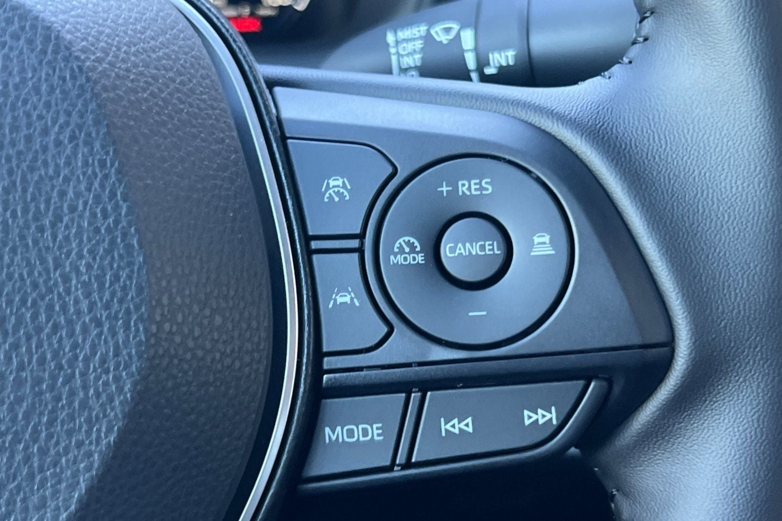 2026 Toyota Corolla SE - Photo 27