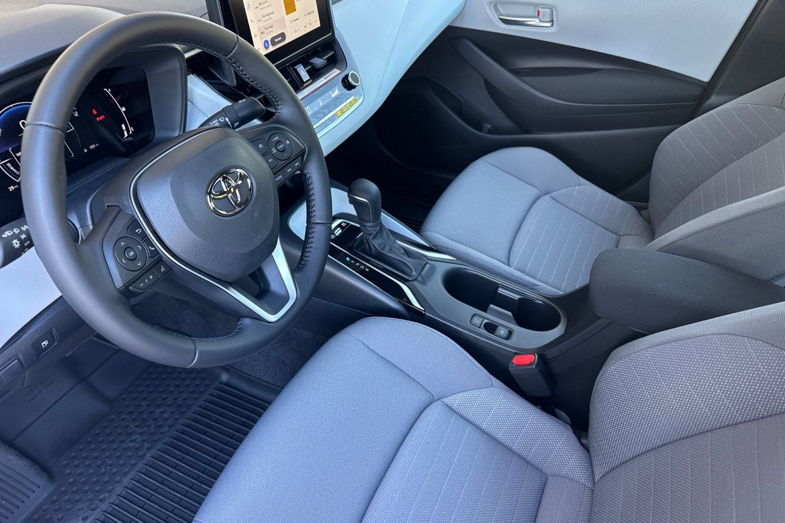 2026 Toyota Corolla Hybrid SE