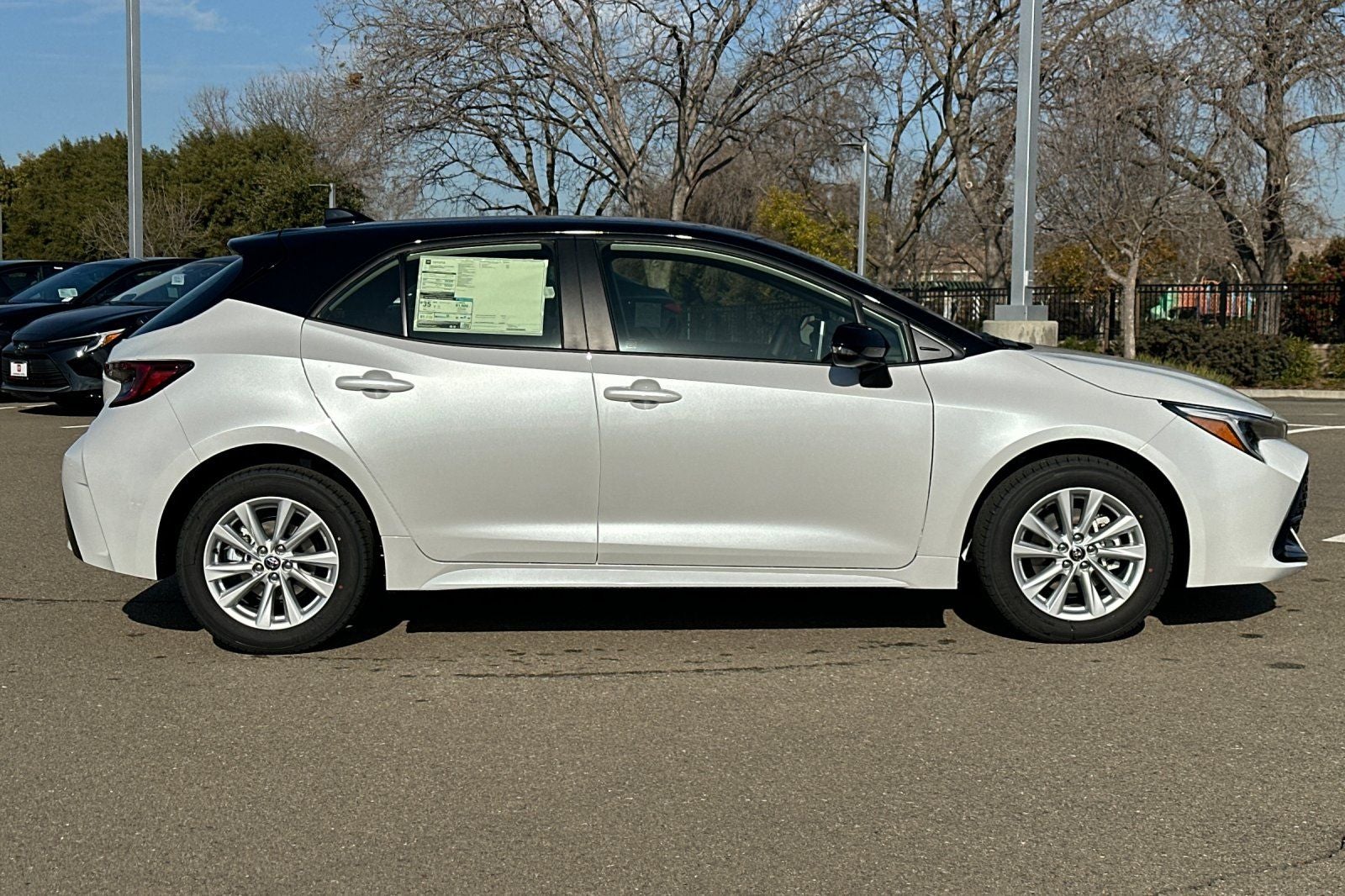 2026 Toyota Corolla Hatchback SE