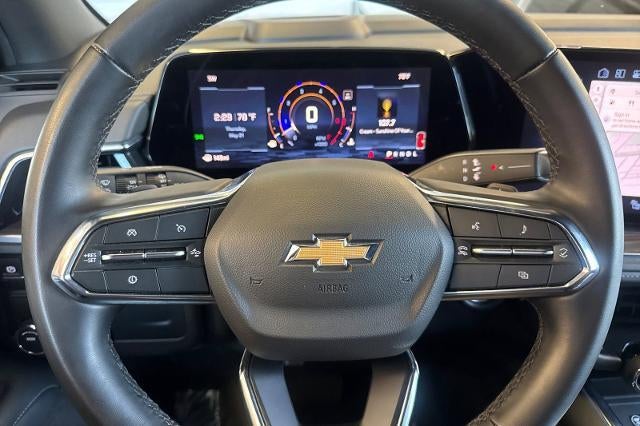 2025 Chevrolet Suburban LT
