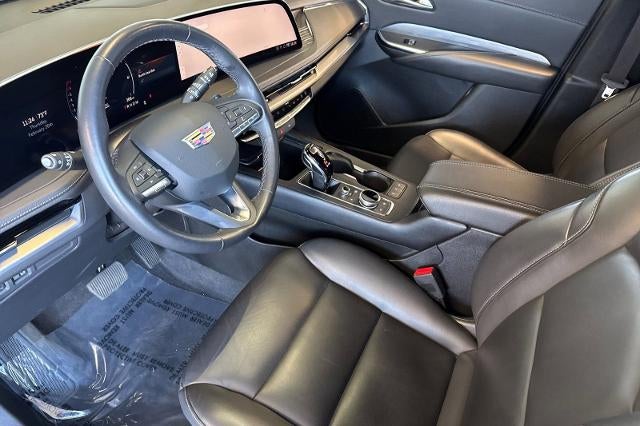 2025 Cadillac XT4 Premium Luxury