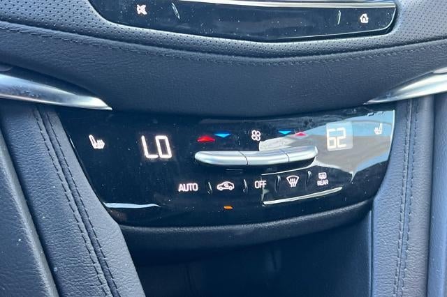2025 Cadillac XT5 Luxury
