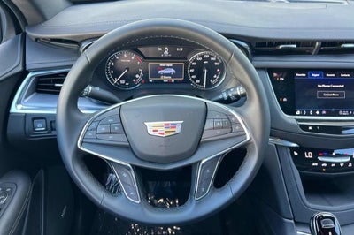 2025 Cadillac XT5 Luxury