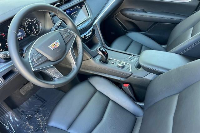 2025 Cadillac XT5 Luxury