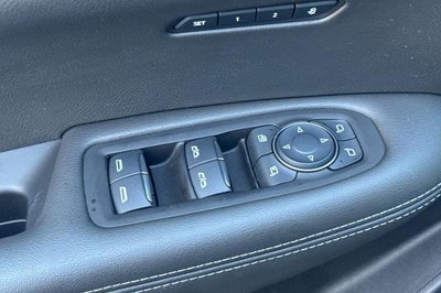 2025 Cadillac XT6 Luxury