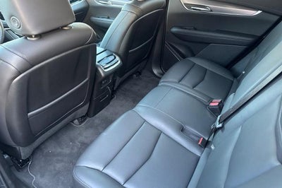 2025 Cadillac XT6 Luxury