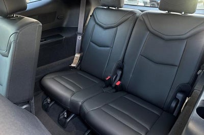 2025 Cadillac XT6 Luxury