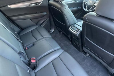 2025 Cadillac XT6 Luxury