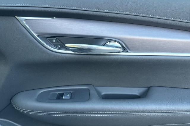 2025 Cadillac XT6 Luxury