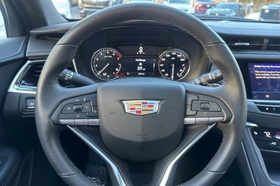 2025 Cadillac XT6 Luxury