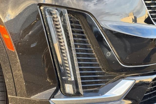 2025 Cadillac XT6 Luxury