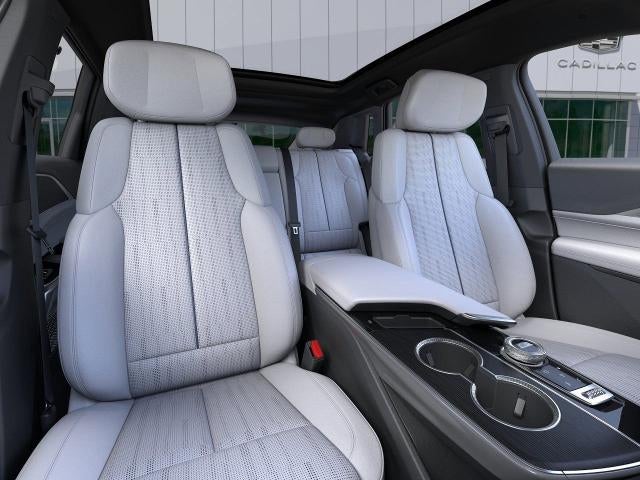 2025 Cadillac LYRIQ Luxury 1