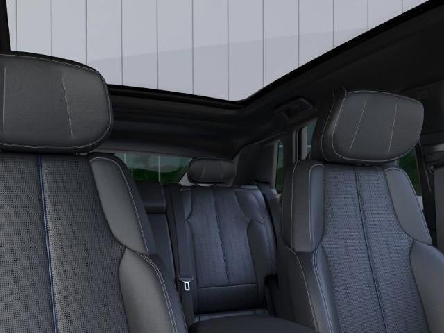 2025 Cadillac LYRIQ Luxury 1