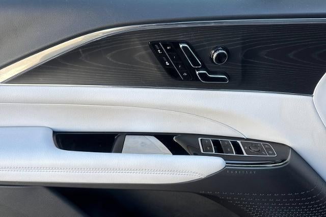 2024 Cadillac LYRIQ Sport 1
