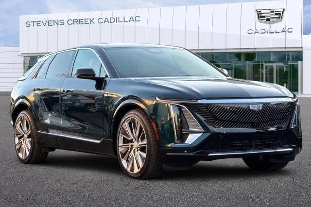 2025 Cadillac LYRIQ Luxury 3
