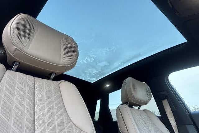 2025 Cadillac LYRIQ Luxury 3