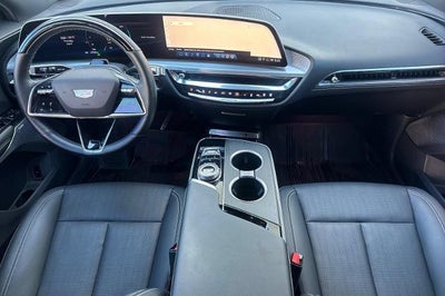 2024 Cadillac LYRIQ Sport 3