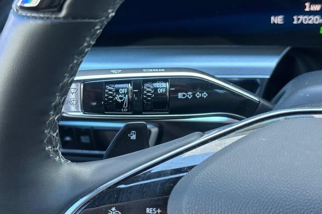2024 Cadillac LYRIQ Sport 3