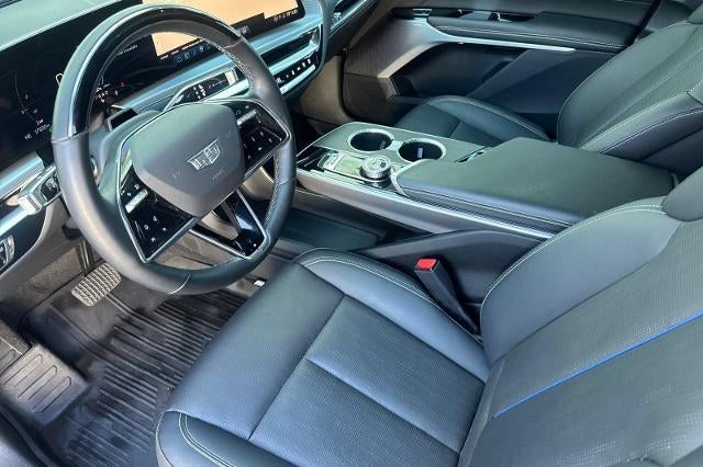 2024 Cadillac LYRIQ Sport 3